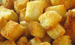 Crispy corn croutons